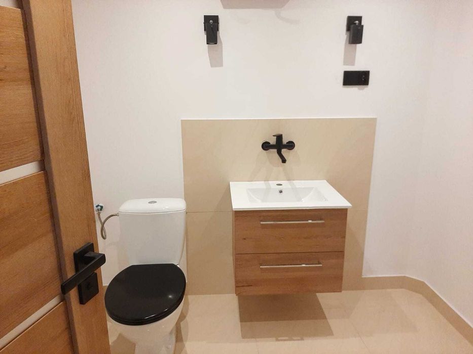Domek z Jacuzzi nad Jeziorem Rożnowskim nocleg, relaks, cisza,