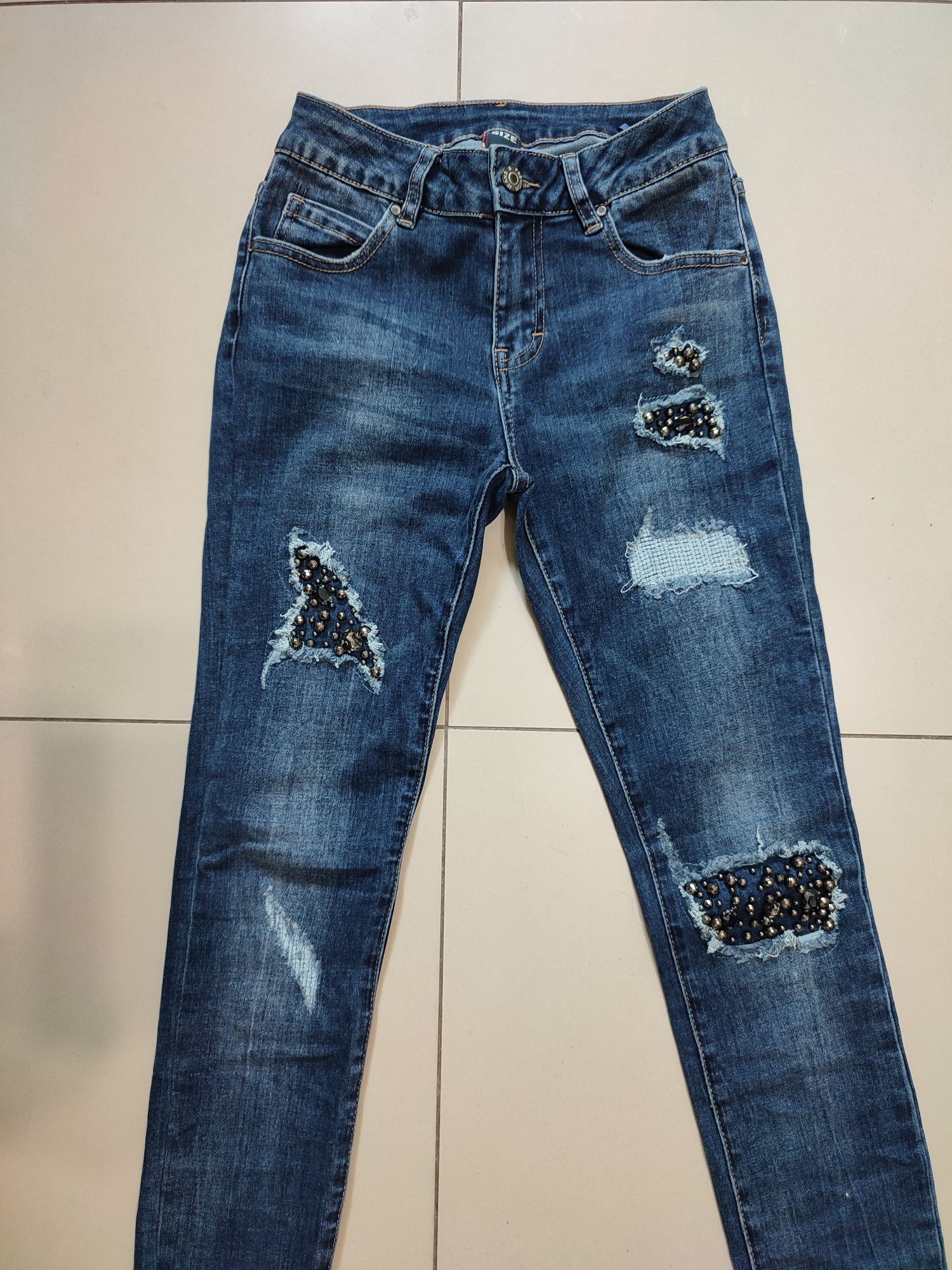 Nowe jeansy biżuteria XS/S Tk Maxx 34/36 spodnie rurki jeansowe