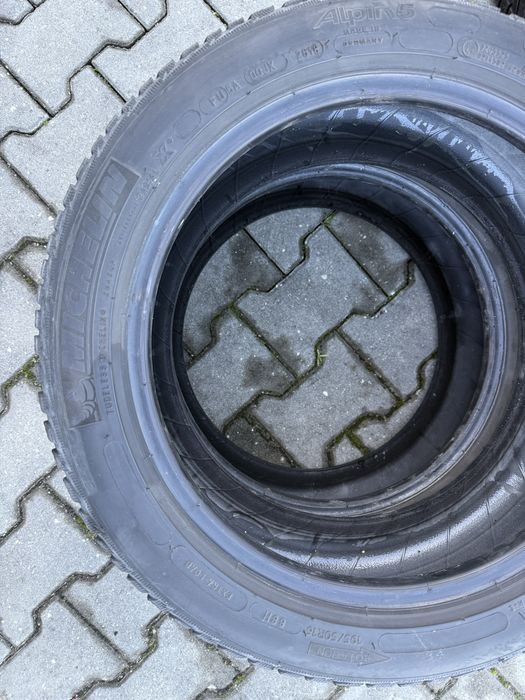 2 pneus 195/50 r16 bom estado