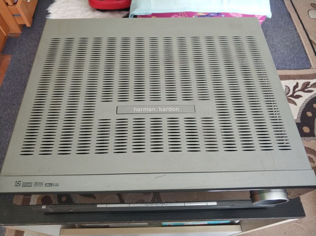 Amplituner Harman Kardon