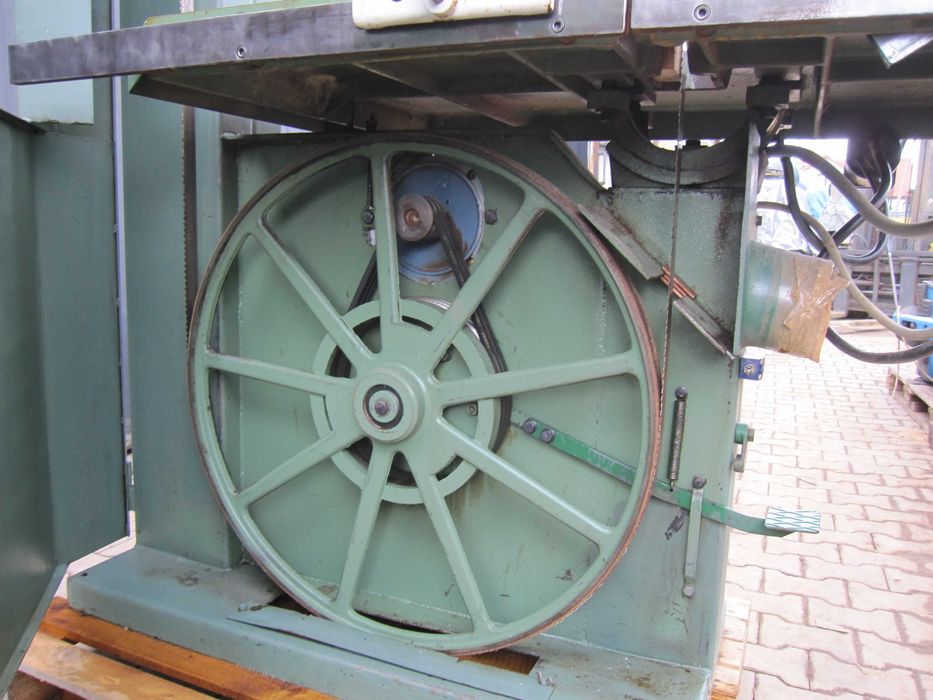 Piła taśmowa do drewna 800 stolarskie