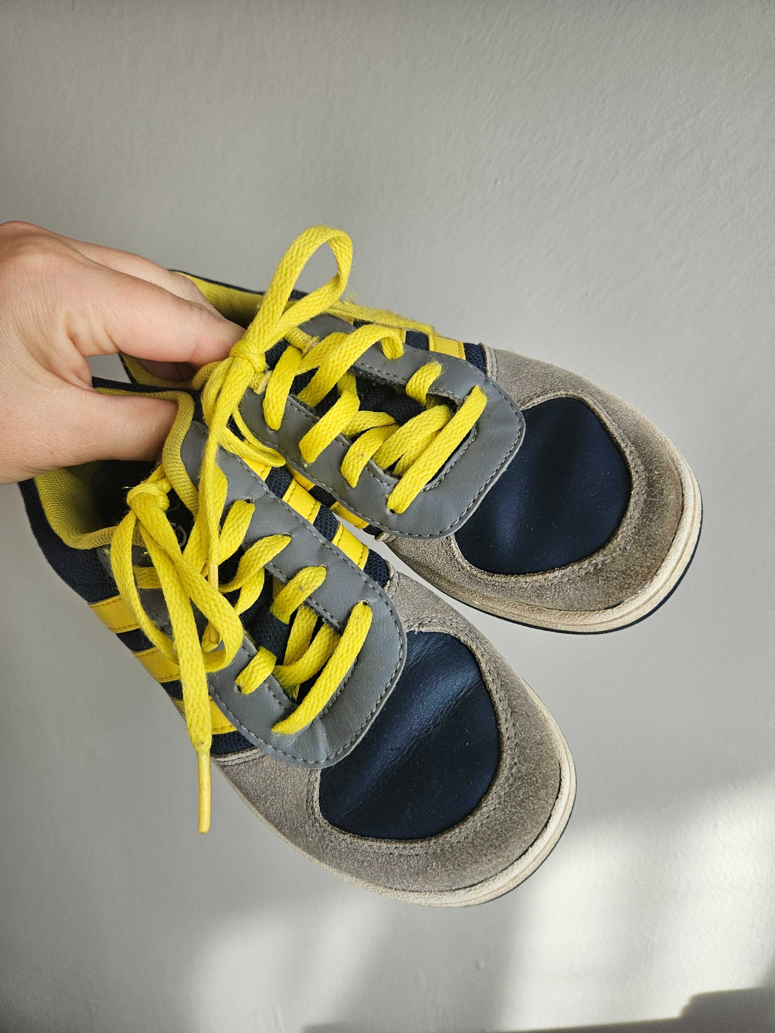 Buty sportowe adidas neo 31