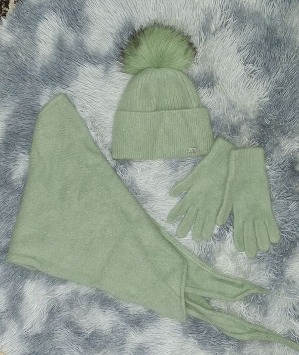 Набор З ангори, жіночій можна й на підлітка