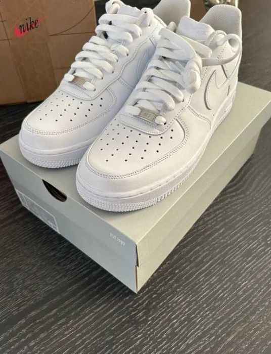 Buty Trampki NikeAir_Force1_Low_07WHite R.38.5