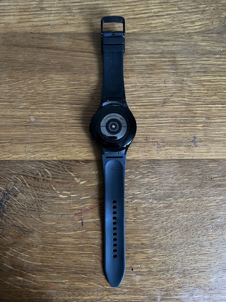 Часы Samsung Galaxy Watch 4 LTE eSIM