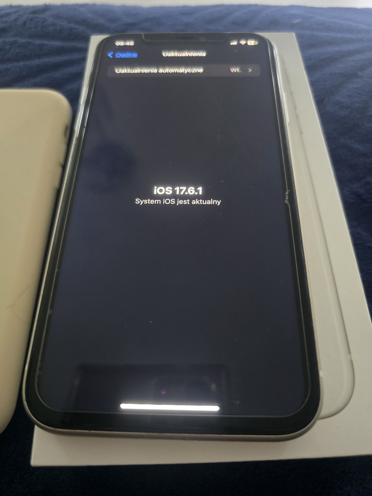 Iphone 11 stan idealny