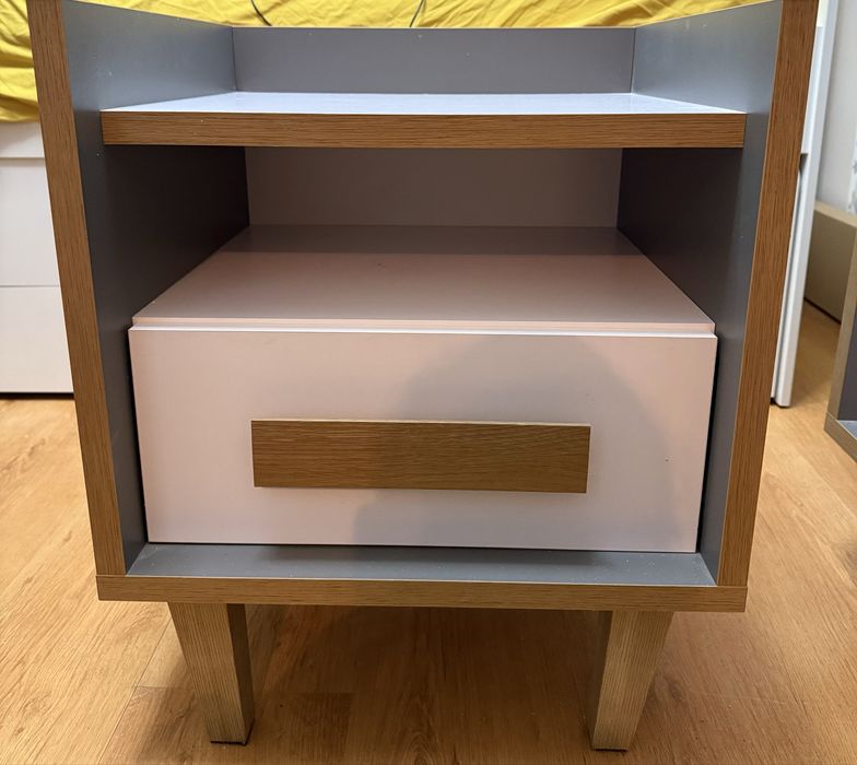 Szafka nocna z szuflada