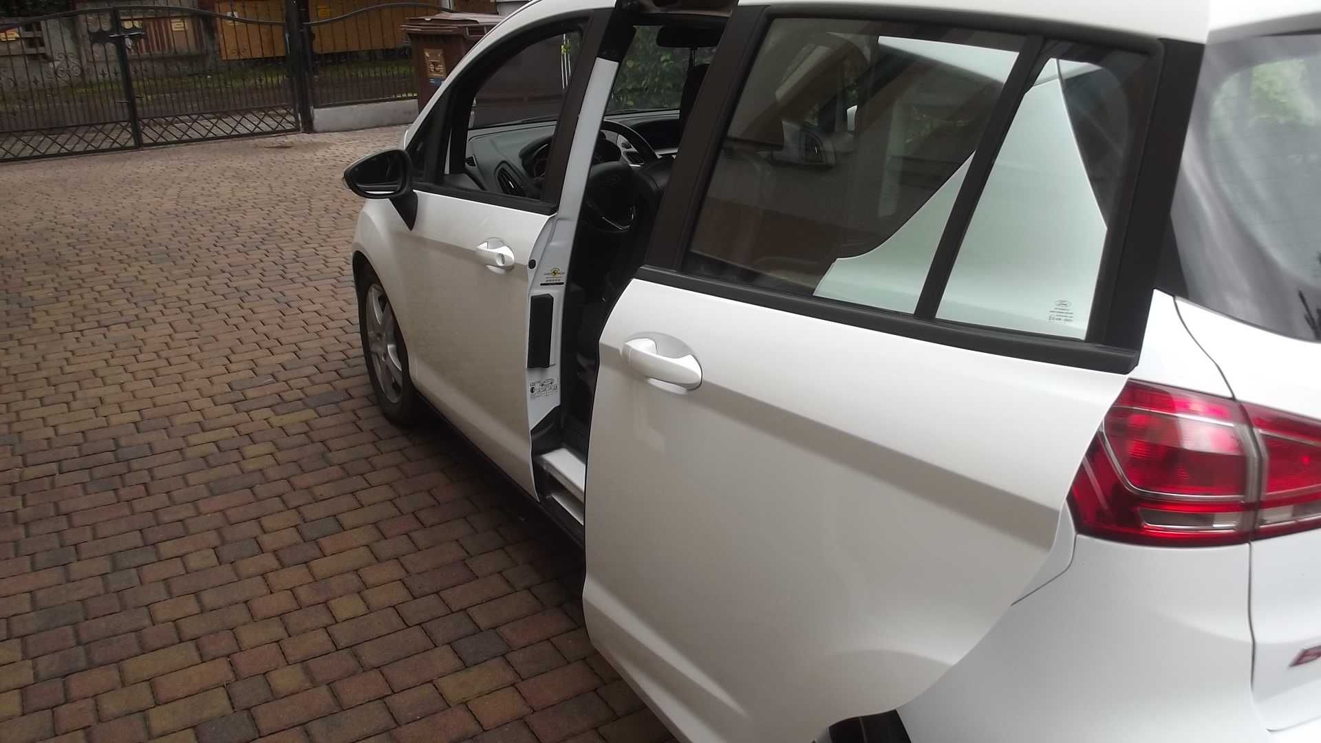 Ford B-max 2013 mały  przebieg 125KM, garażowany