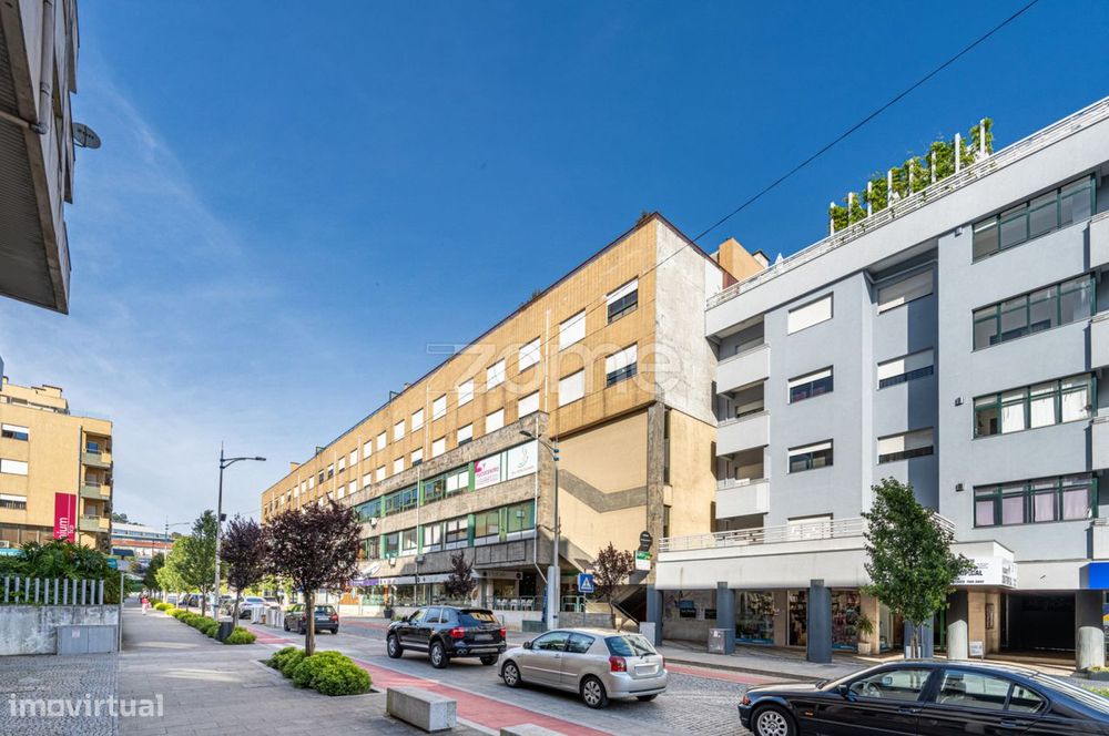 Papelaria e Livraria no Centro de Felgueiras, no Edifício Orion
