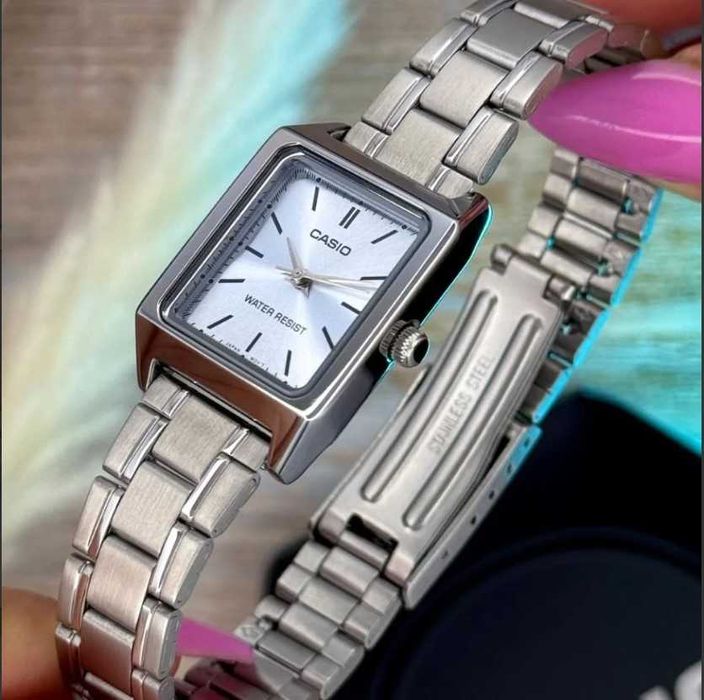 Женские часы Casio LTP-V007D-2E — элегантный стиль каждый день