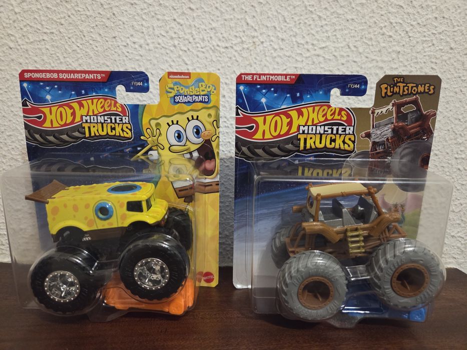 Hot Wheels Monster Trucks spongebob Flintstones