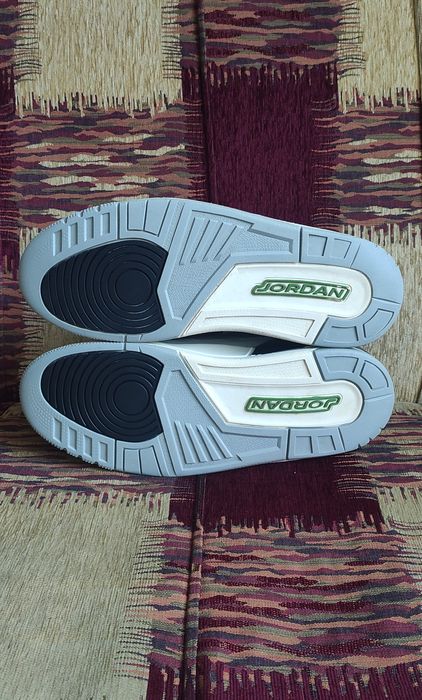 Nike Air Jordan 3 Retro Grey