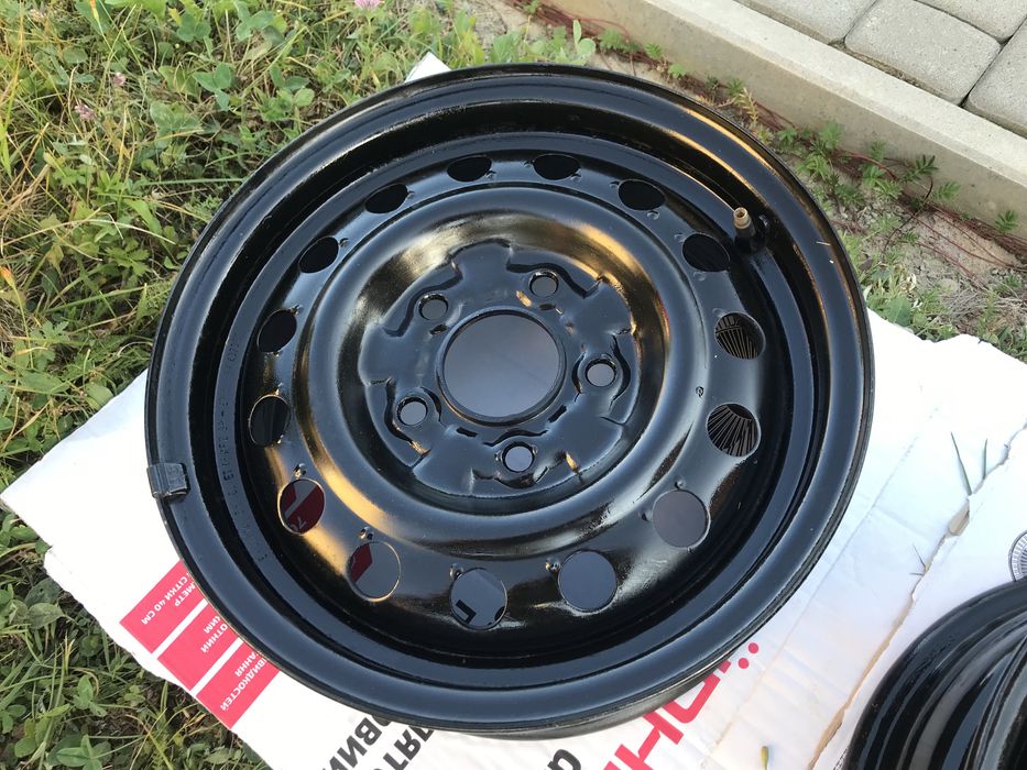 Металеві сталеві диски r15  5х110  ЦО 65