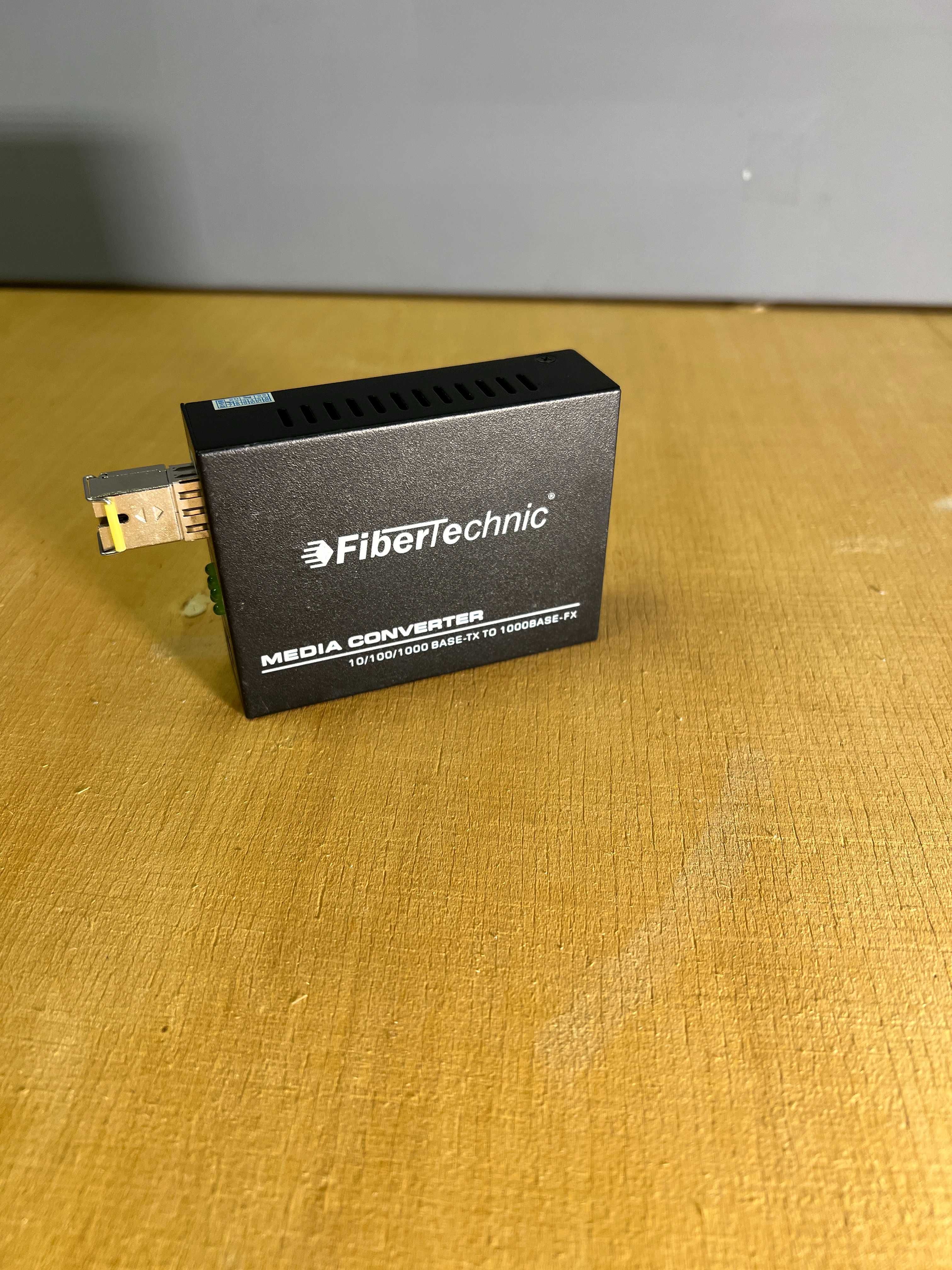 Media Converter FiberTechnic FGA-3100-P + wkładka SFP