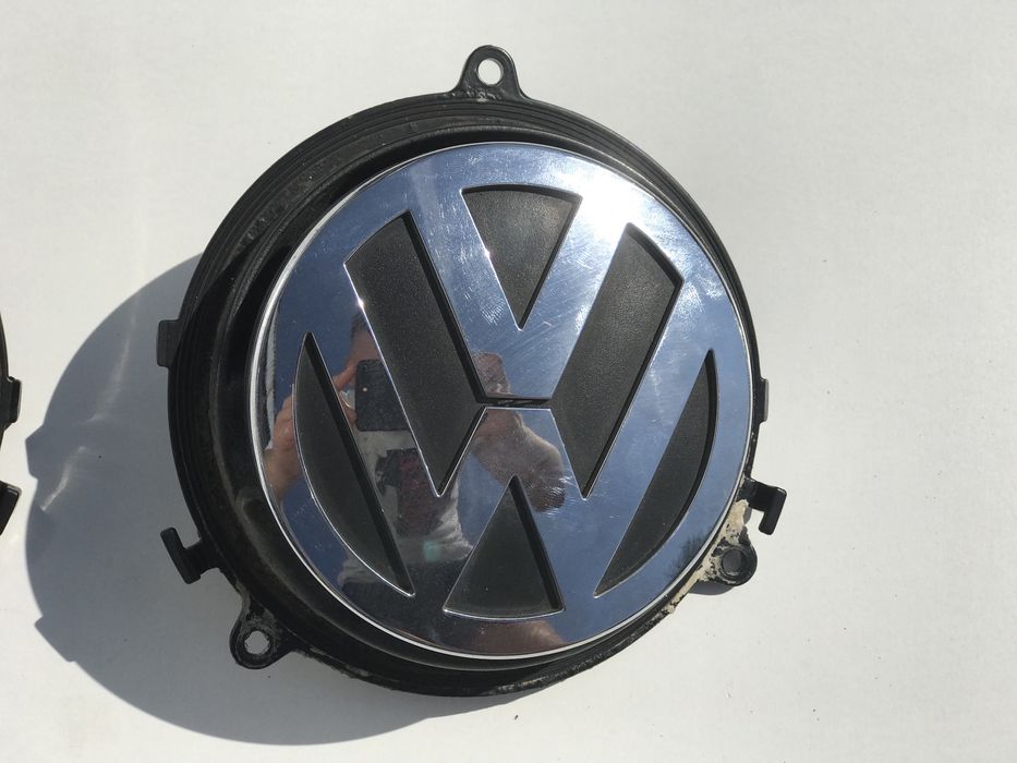 Ручка емблема значок кришки багажника Пассат Б6 Гольф 5