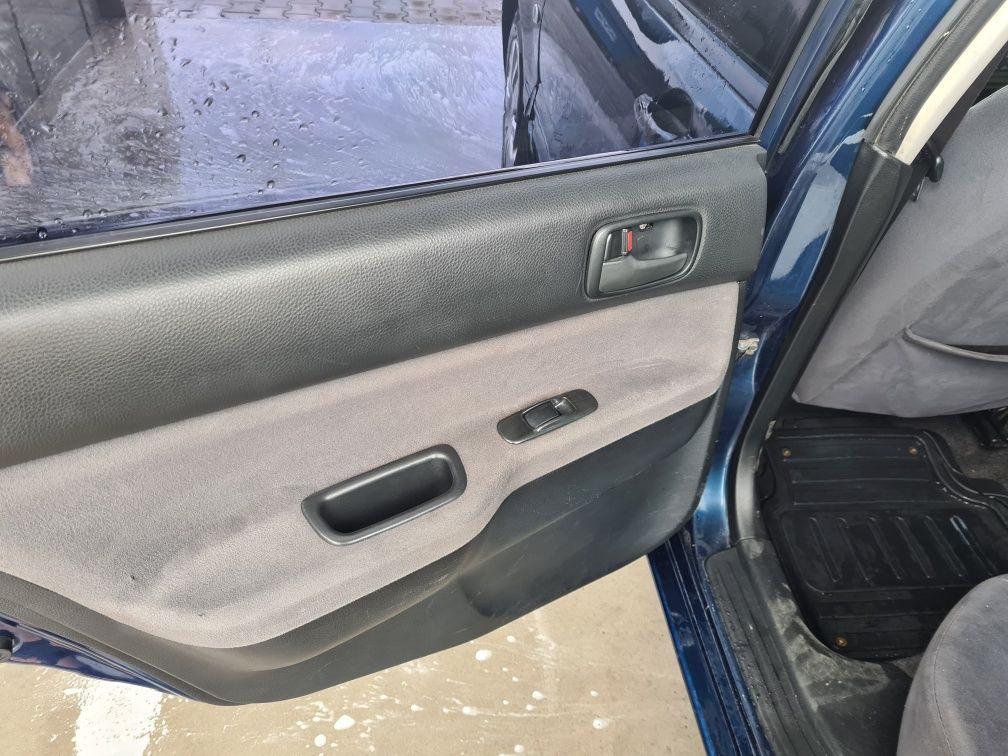 Mitsubisihi Ланцер 9