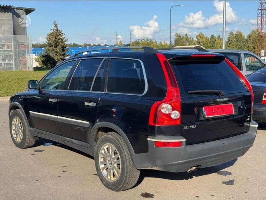 Volvo XC 90 2.4 дизель механіка повний привід