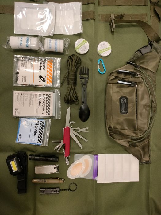 Help pack / Zestaw survival / pierwsza pomoc