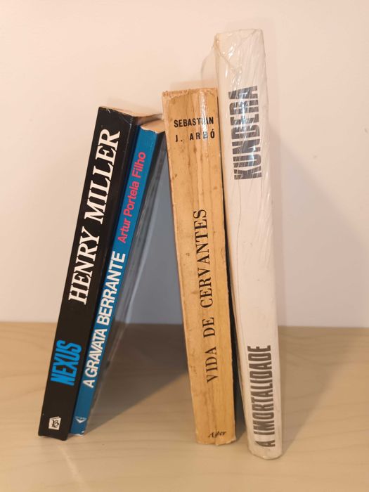 - LIVROS PARA AS FÉRIAS - 4 Livros usados - A partir de 6€ / Conj. 25€