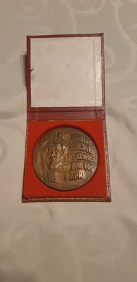 medal 100 lat Ruchu Robotnicze w Polsce - średnica 8 cm