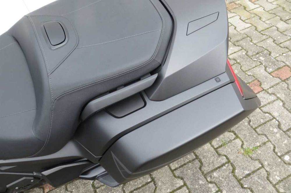 Honda Goldwing 1800 DCT Bagger