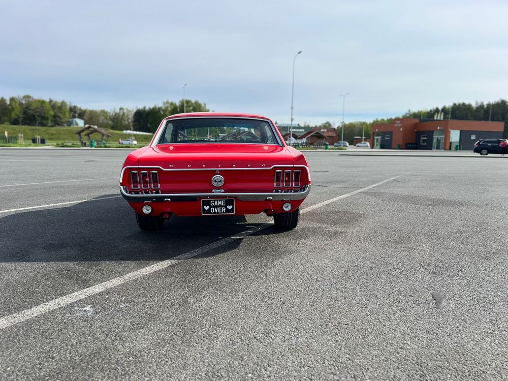 Wynajem samochodu Ford Mustang 1968 ślub, okazja