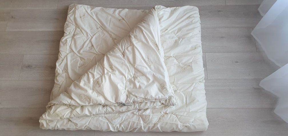 Kołdra 200x220 bardzo dobra jakość Hoye skandynawska całoroczna
