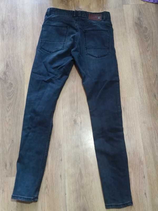 Jeansy czarne pull & bear