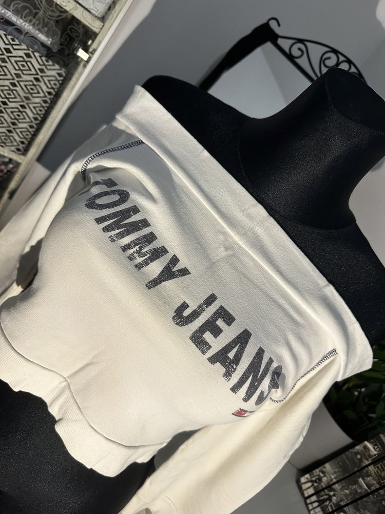 Crop top odkryte ramiona Tommy Hilfiger Tommy Jeans M