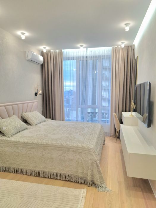 Центр . ЖК Ярославів Град . Генератор . Паркінг . Золоті Ворота