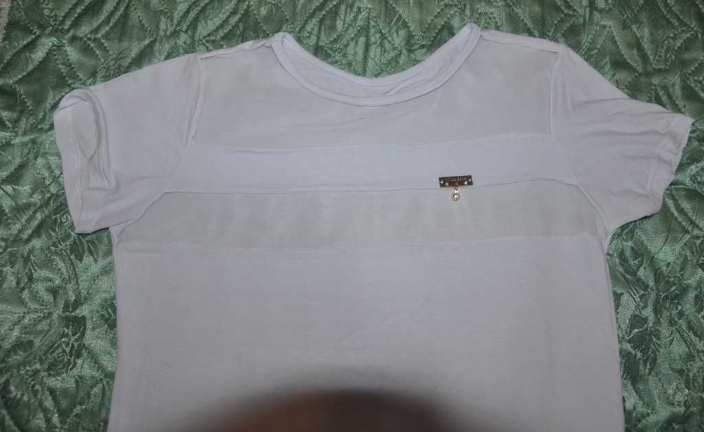 Летняя белая кофточка футболка  46 размер