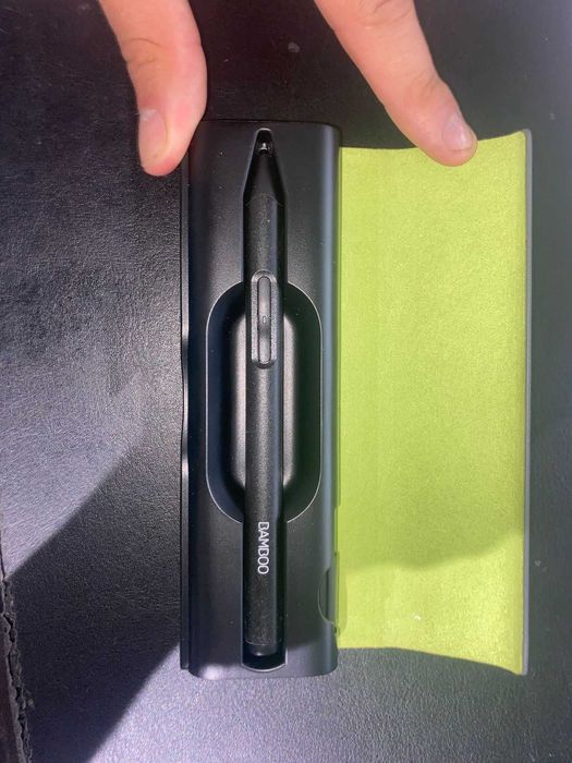 Caneta WACOM Bamboo Sketch (Para Apple - Preto)