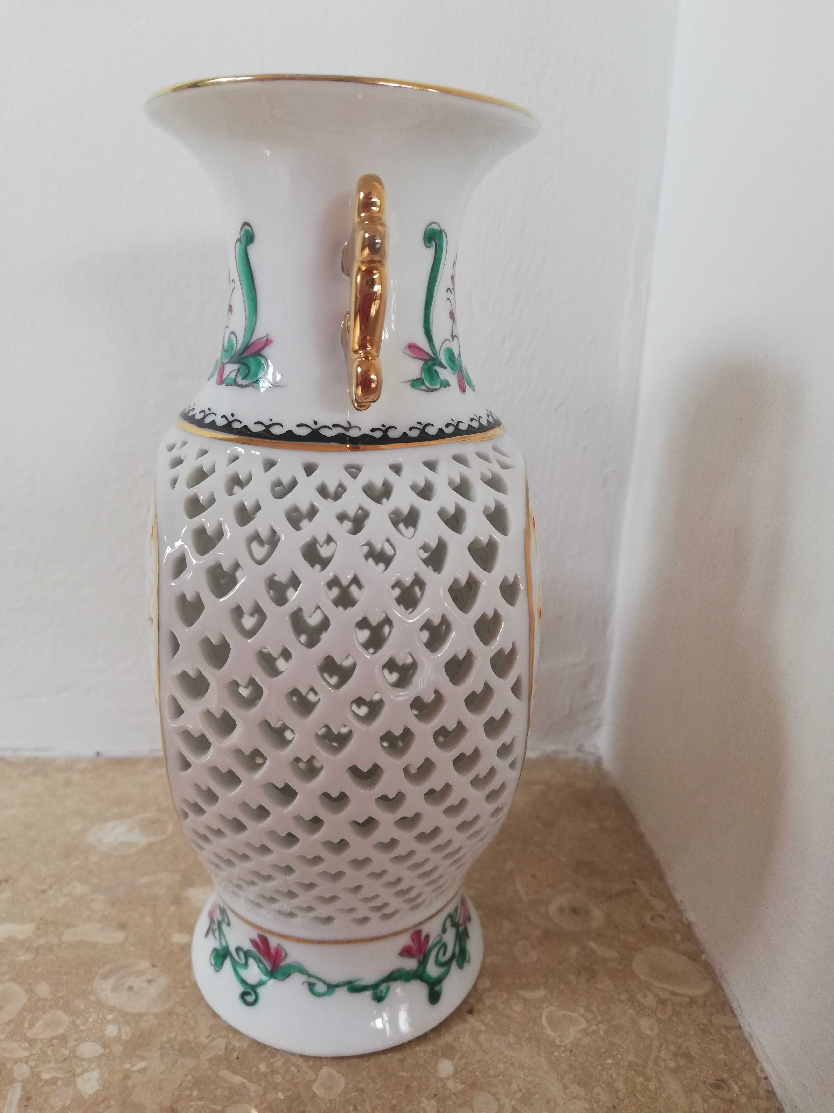 Wazon, wazonik ażurowy - porcelana - PRL vintage
