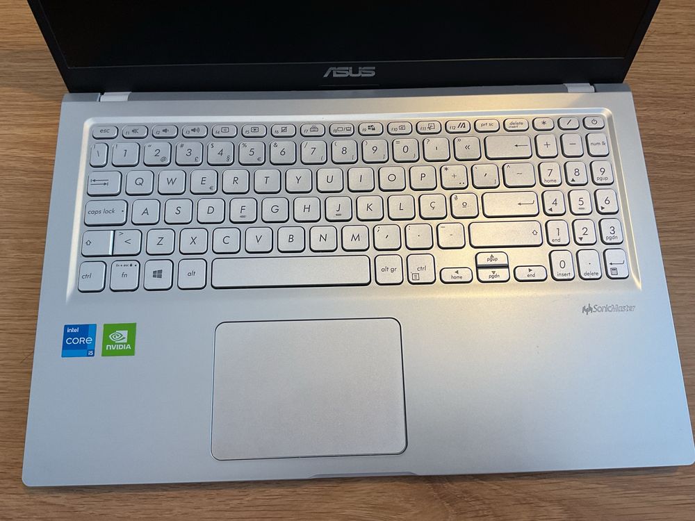 Asus vivobook i5 em excelente estado