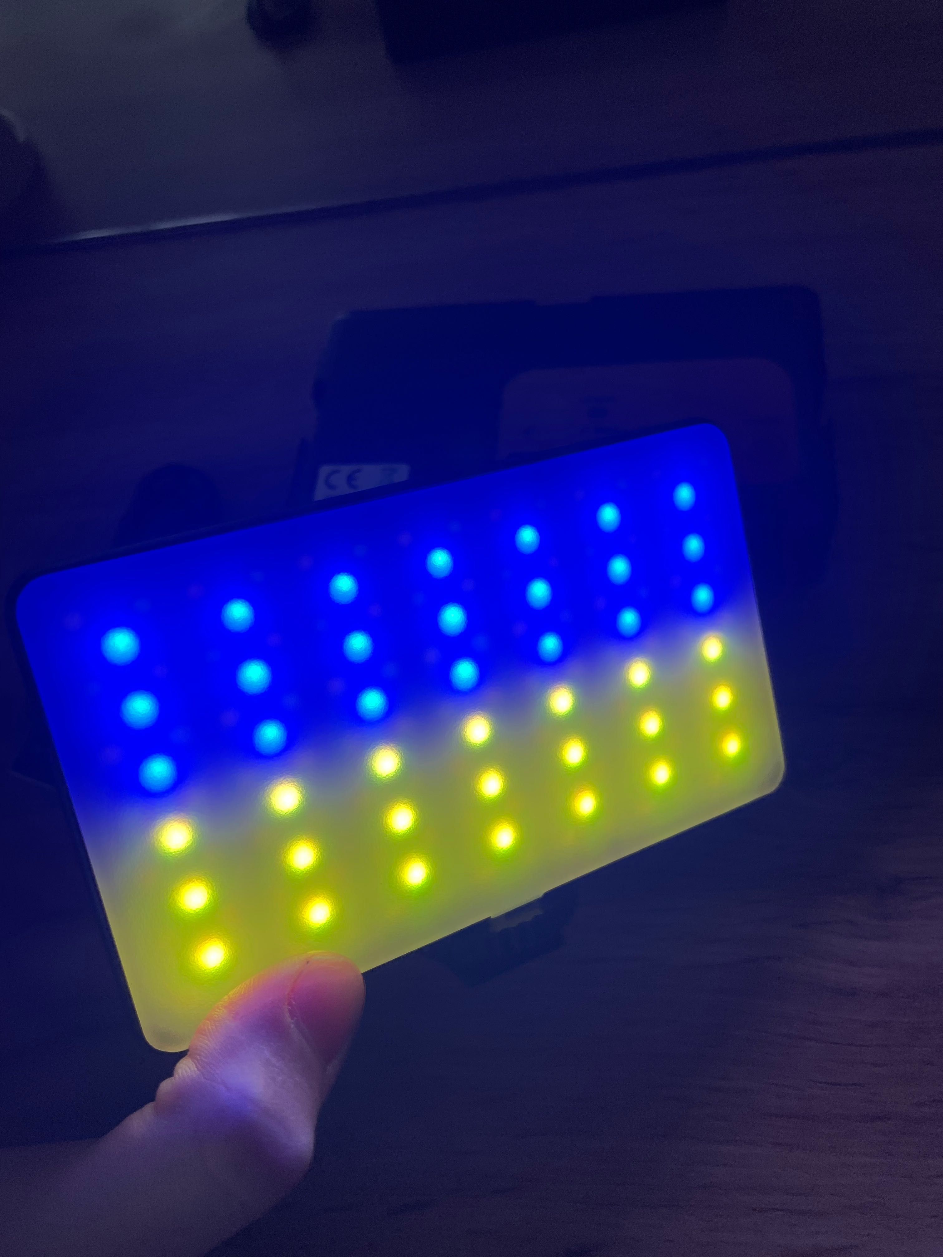2x Lampy led kolorowa i neutralny, chłodny, ciepły odcień