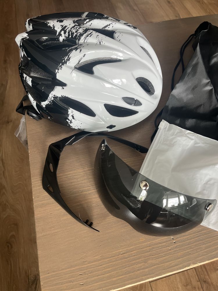 Kask rowerowy r. M/L