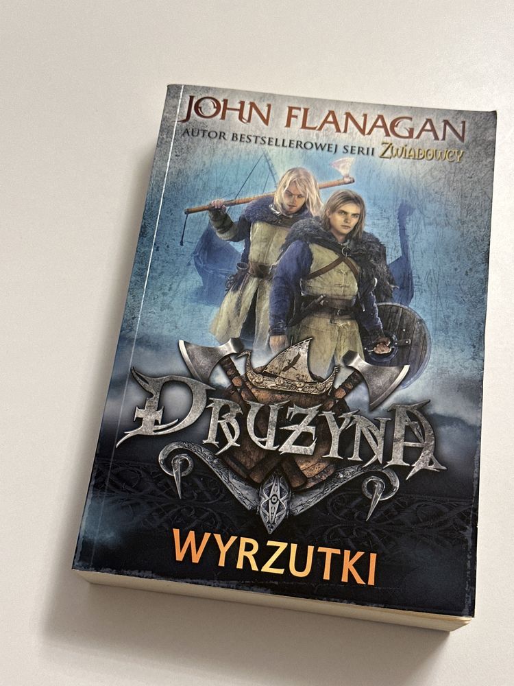 Drużyna 1 Wyrzutki John Flanagan