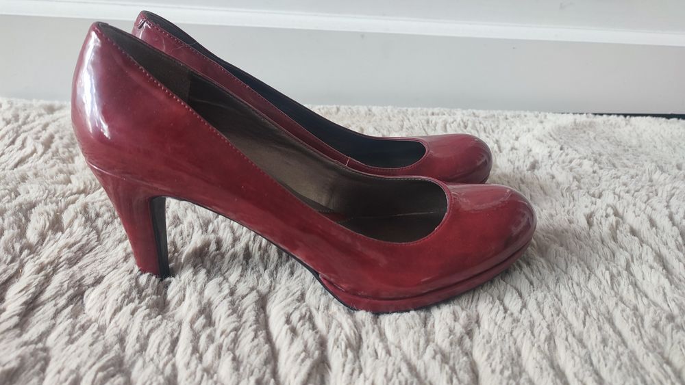 Nowe buty czerwone szpilki firmy Naturalizer damskie roz.39