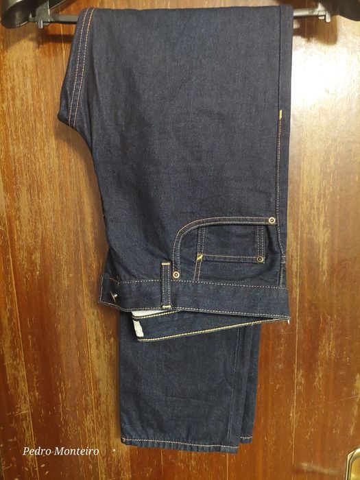 Calças Quiksilver N. 32 NOVAS NUNCA USADAS