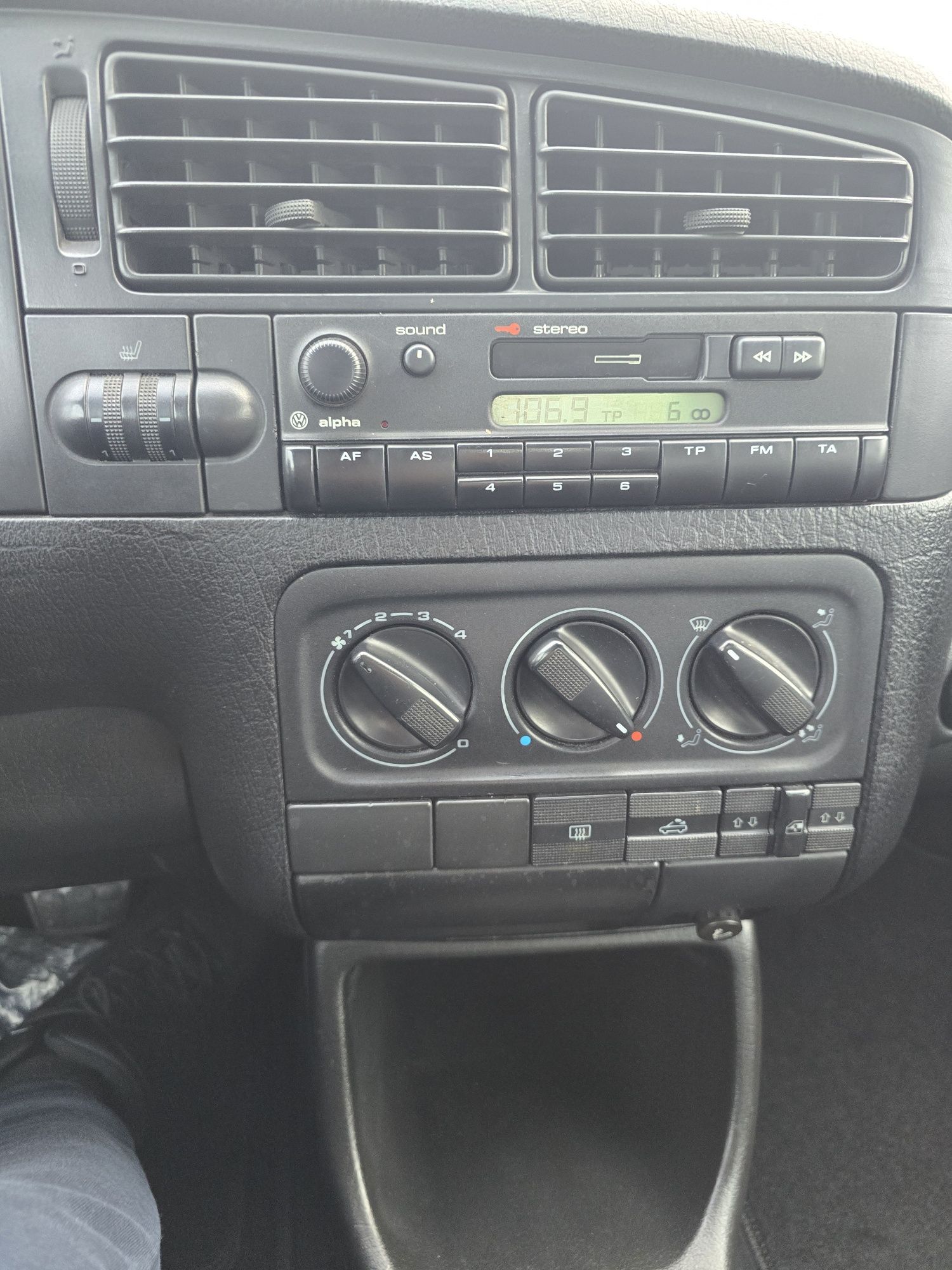 Golf 3 cabrio 2.0 B, automat