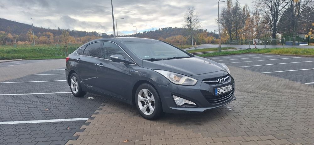 Hyundai i40 1.6b 135KM *led*navi*Bluetooth*kamera*  zamiana