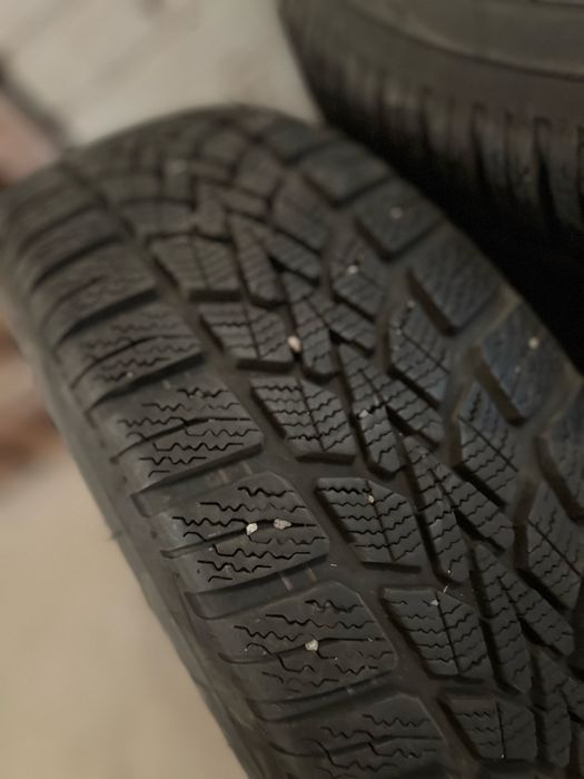 Opony zimowe Dunlop SP Winter Response 195/65R15 z felgami.prawie nowe