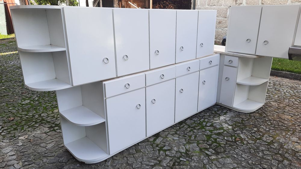 Cozinha em excelente estado, com Exasutor