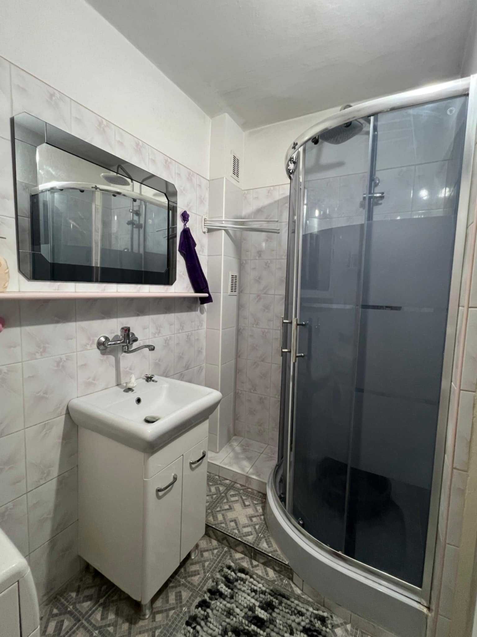 Sprzedam mieszkanie 48 m2, dobra lokalizacja w Toruniu.