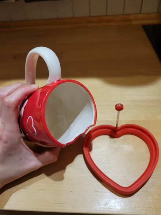 Caneca urso e molde de panquecas coração,  São Valentim