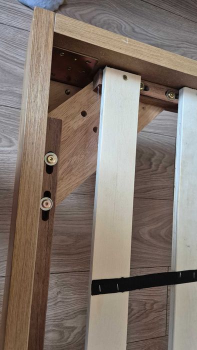 Łóżko dwuosobowe, stelaż 160x200, drewniane