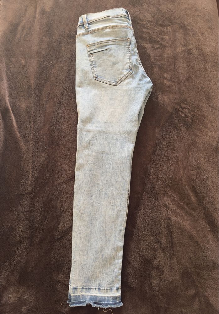 Calças de ganga Zara TRF – Tamanho 42 – Skinny Fit Cropped