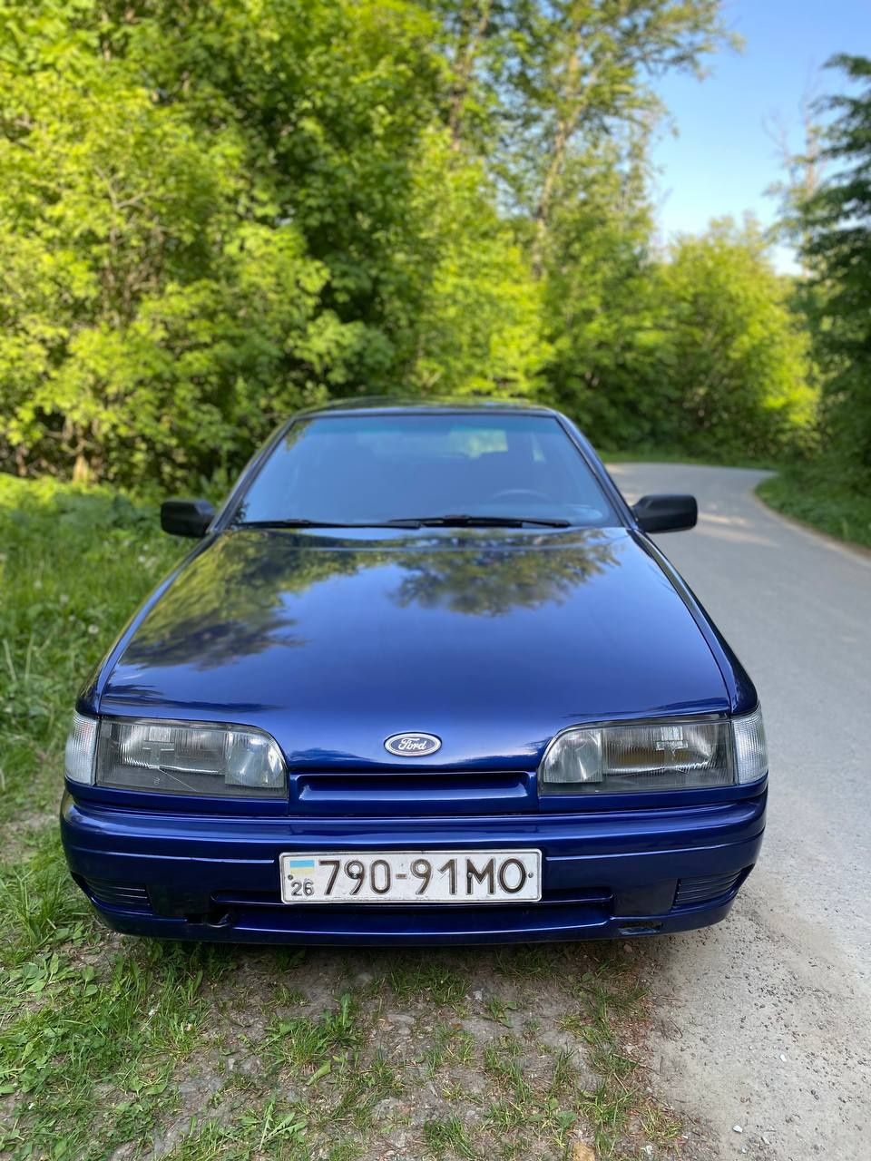 Авто Ford Scorpio