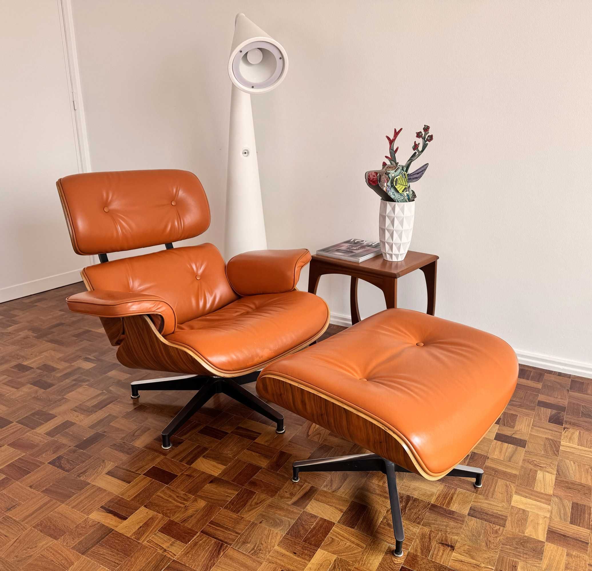Cadeira lounge Eames com otomano – réplica de alta qualidade