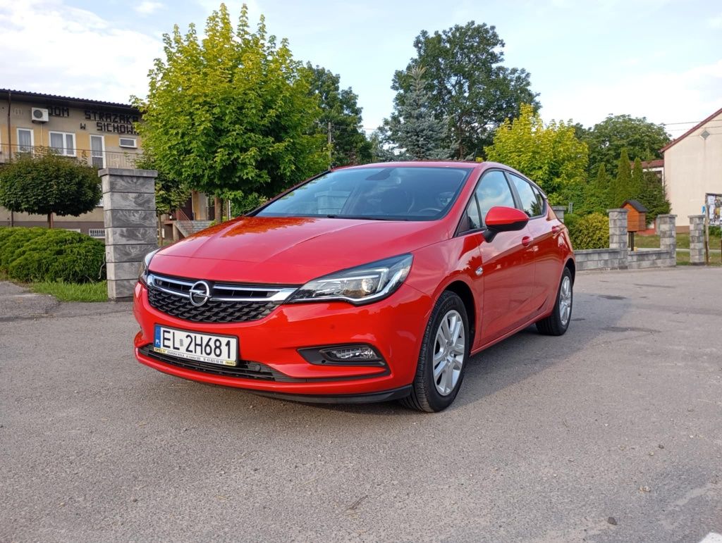 Opel Astra K 1.6 CDTI • 2018 • 93 000 km • Androi auto